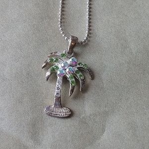Palm tree necklace